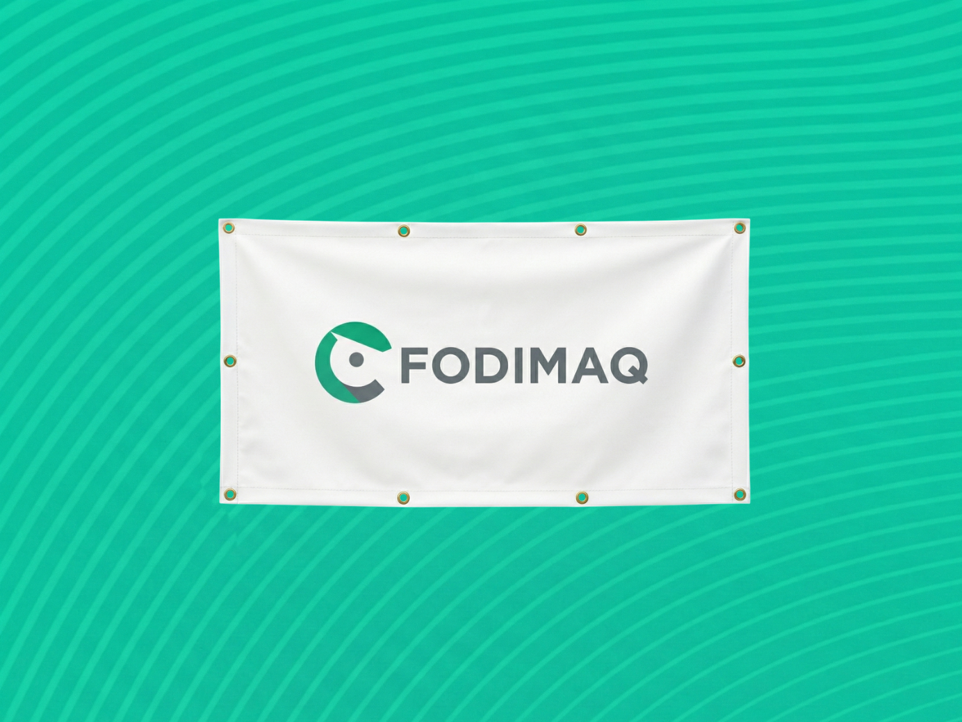 Varios insumos de impresión organizados en estanterías de almacén bien iluminado